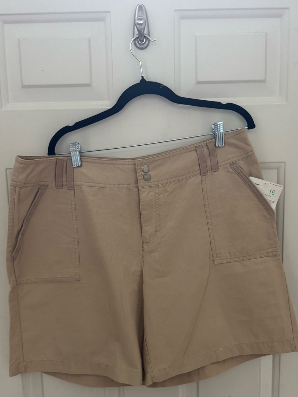 Liz Claiborne Beige Utility Bermuda Shorts